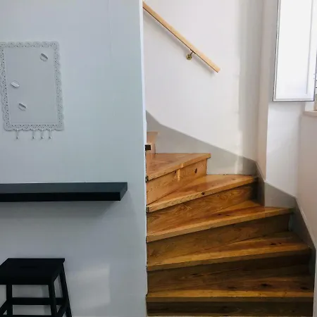 Lx7hills House