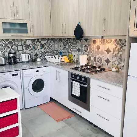 Lx7hills House